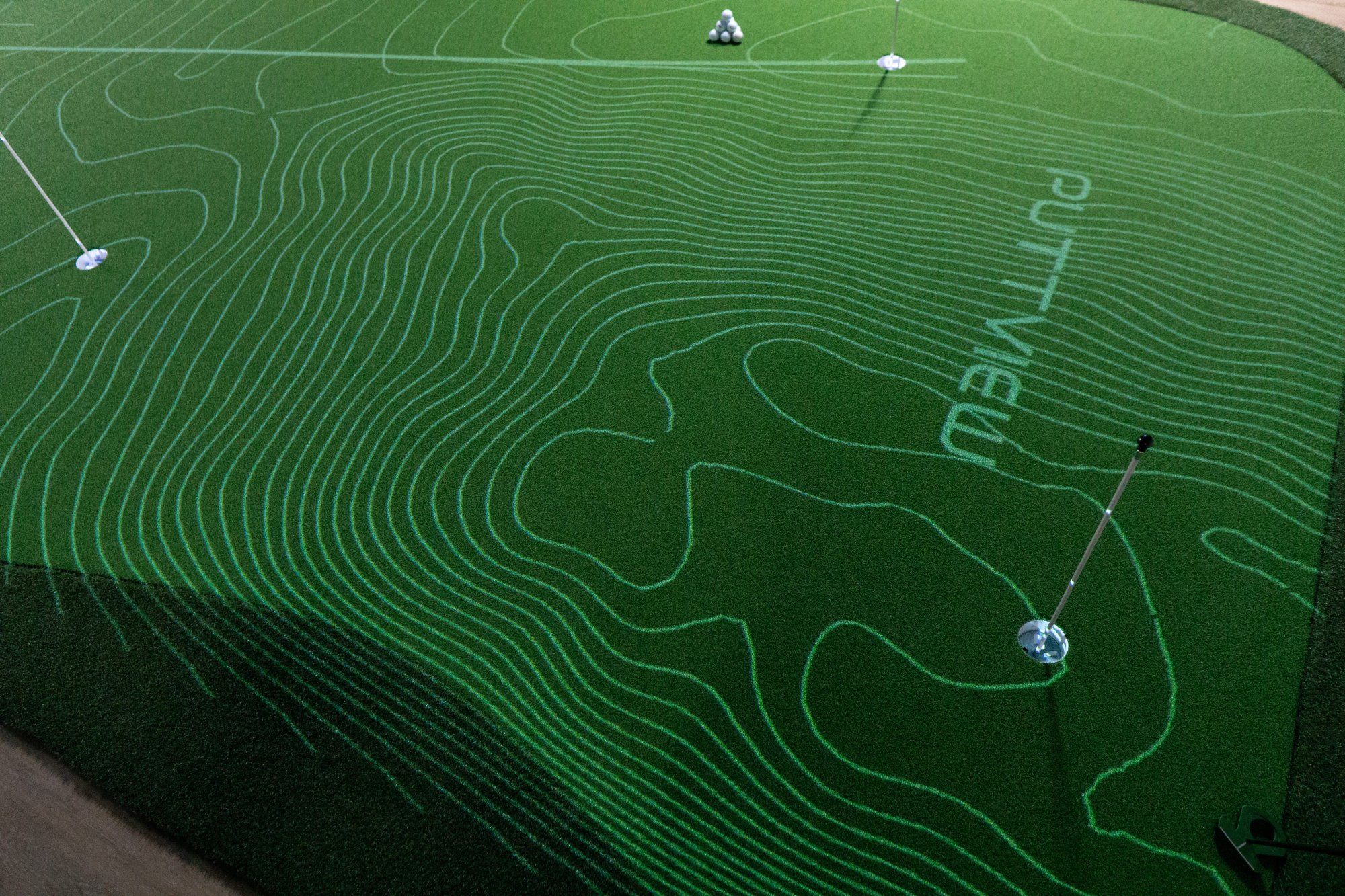 PuttView tablet and green